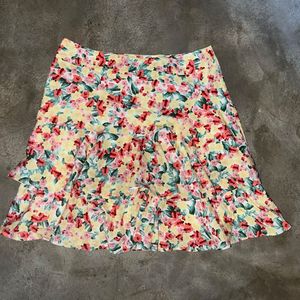Floral Print Tiered Mini Skirt with Side Zipper