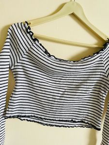 H&amp;M Off-Shoulder Long Sleeve Top