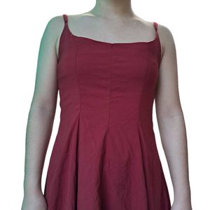 Elegant Burgundy Spaghetti Strap Midi Dress