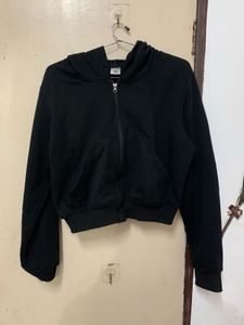 Black Cropped Zip-Up Hoodie