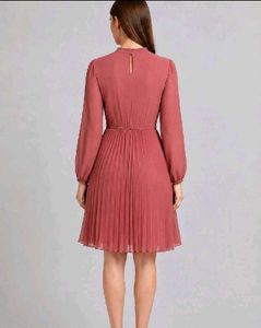 Chic Pleated Dress