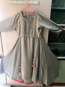 Navratri Wear Women's  Kurti gown 👗