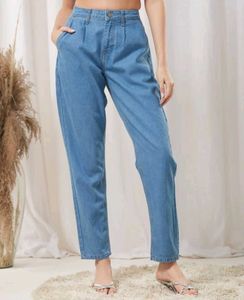 Light Wash High-Waisted Denim Jeans