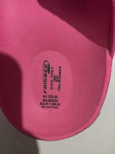 Pink Slides - Casual Comfort