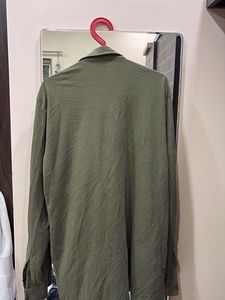 GAP Men's Olive Green Button-Up Shirt