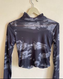 Mesh long sleeves top