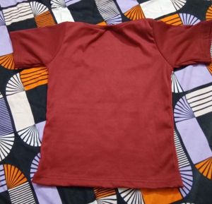 Chic Burgundy Ribbed Crop Top