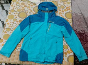 TOREAD Blue Hooded Winter trekking Jacket
