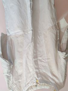 AND Off-white Kurti
