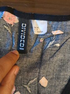 H&amp;M Floral Print Mini Dress (S)