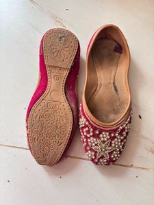 Embellished Juttis - Set of 3 Pairs