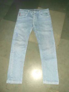 Light Wash Denim Jeans