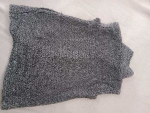 Sleeveless Vest