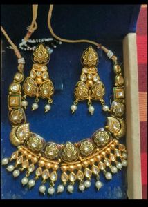 Kundan Necklace Earring Set