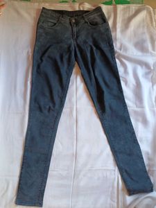 Stylish Women's Jeans