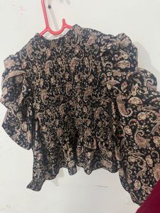 Chic Floral Smocked Peplum Top