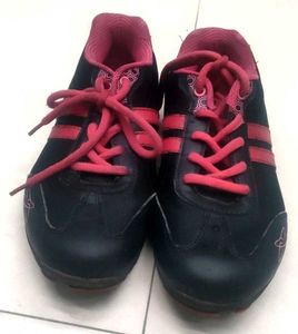 Gliders Casual Shoes
