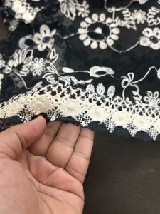 Lace,Net And Embroidered Shrug For Girls Of 5-7 Yr