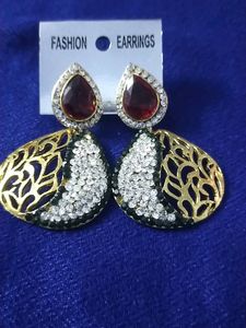 fashion earrings