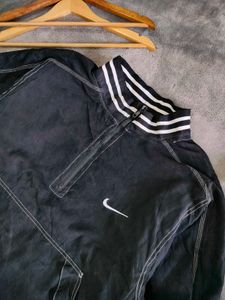 Vintage Nike Pullover Sweatshirt