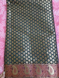 Elegant Jacquard Silk Saree
