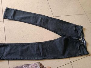 Stylish Dark Wash Straight Leg Jeans