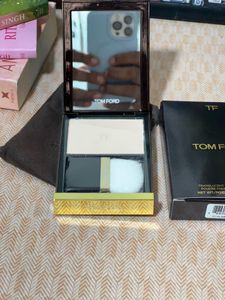Tom Ford Translucent Finishing Powder – 01 Alabast
