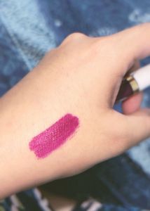 Vibrant Pink/Purple Lipstick Swatch