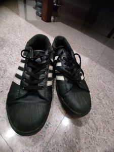 Black Shose Girls 8 No