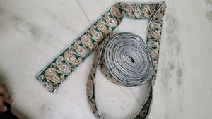 Embroidered Paisley lacr Border