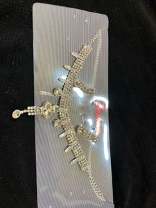 Branded Designer Set With Earrings New Widt Tag