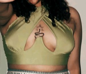 90% off Hot Green Top 🔥