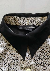 Chic Leopard Print Button-Up Shirt
