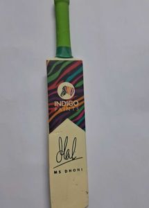 MS Dhoni Mini Collectible Cricket Bat