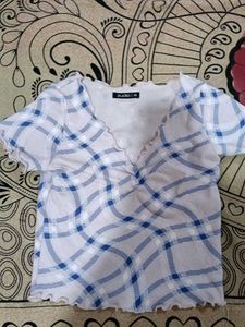 Cute Plaid Cropped Top