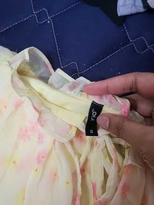 Cute Floral Print Blouse