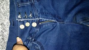 women nevy blue jeans❤️