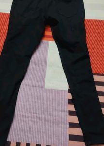 Stylish Black Ripped Jeans