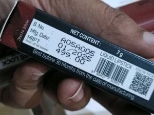 Staze Gloss Lock 2-in-1 Liquid Lipstick