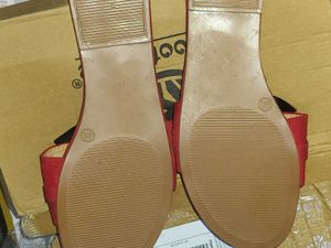 flats for girls