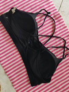 Old navy Black Strappy Sports Bra