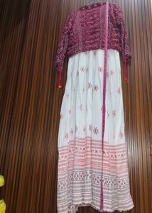 White Kurta Set with Maroon Jacket