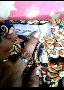 New Not Used Veromeda Kurta.Rs 30 Off
