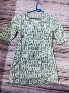 Green Short kurti cotton