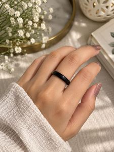 Unisex Classic Black Glass Ring