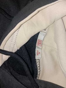 CELUCASN Black Hoodie