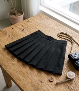 H&amp;M New Black Pleated Mini Skirt