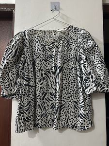H&amp;M Animal Print Top