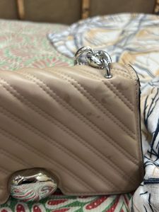 Stylish Beige Quilted Shoulder Bag
