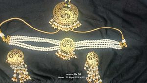 Stunning Traditional Pearl Jewellery Set